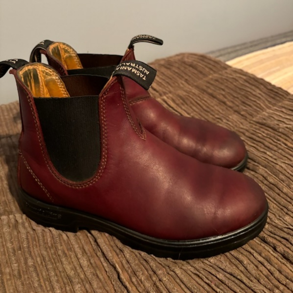 Blundstones